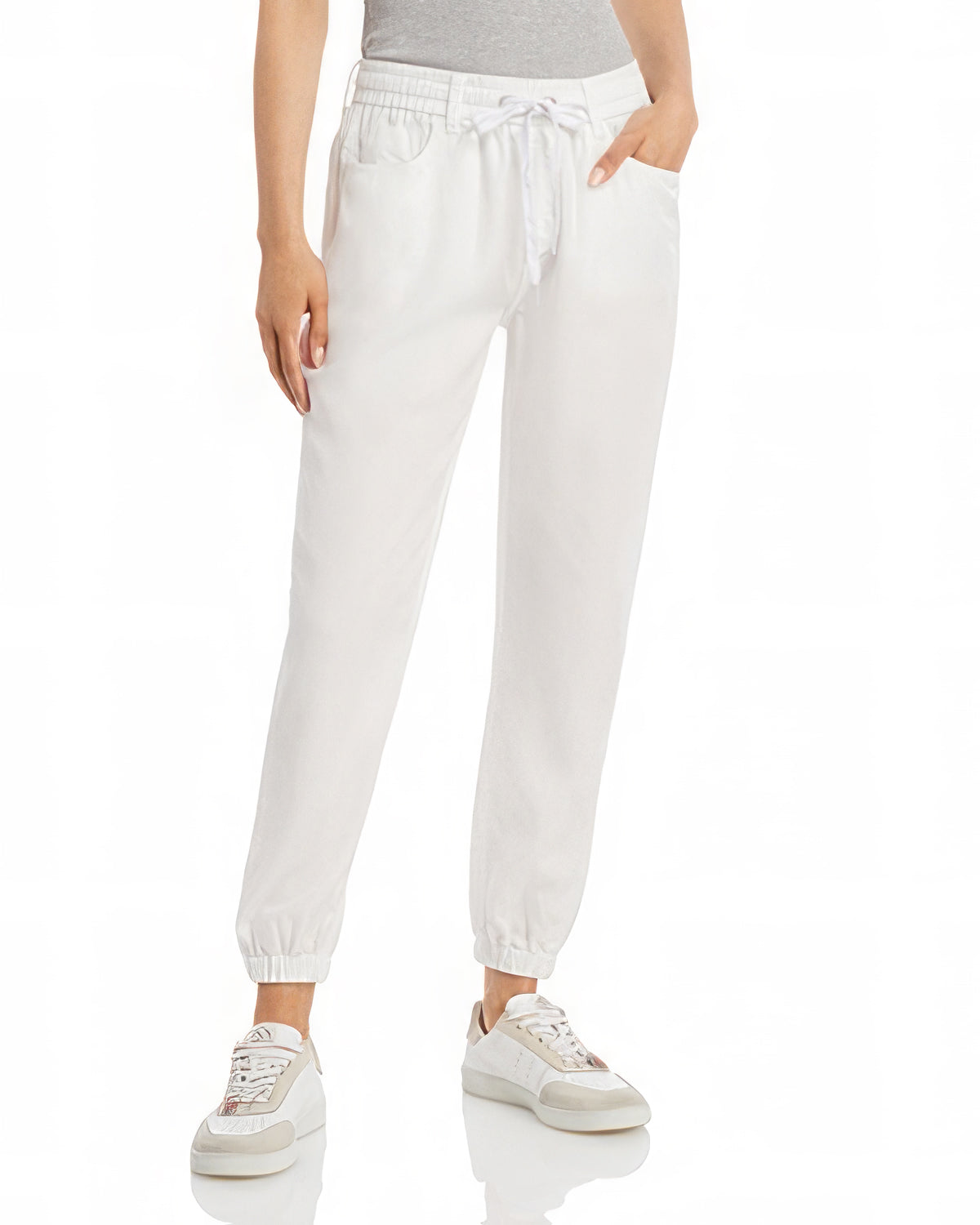 AQUA Women's Drawstring Jogger Pants Color White Size S