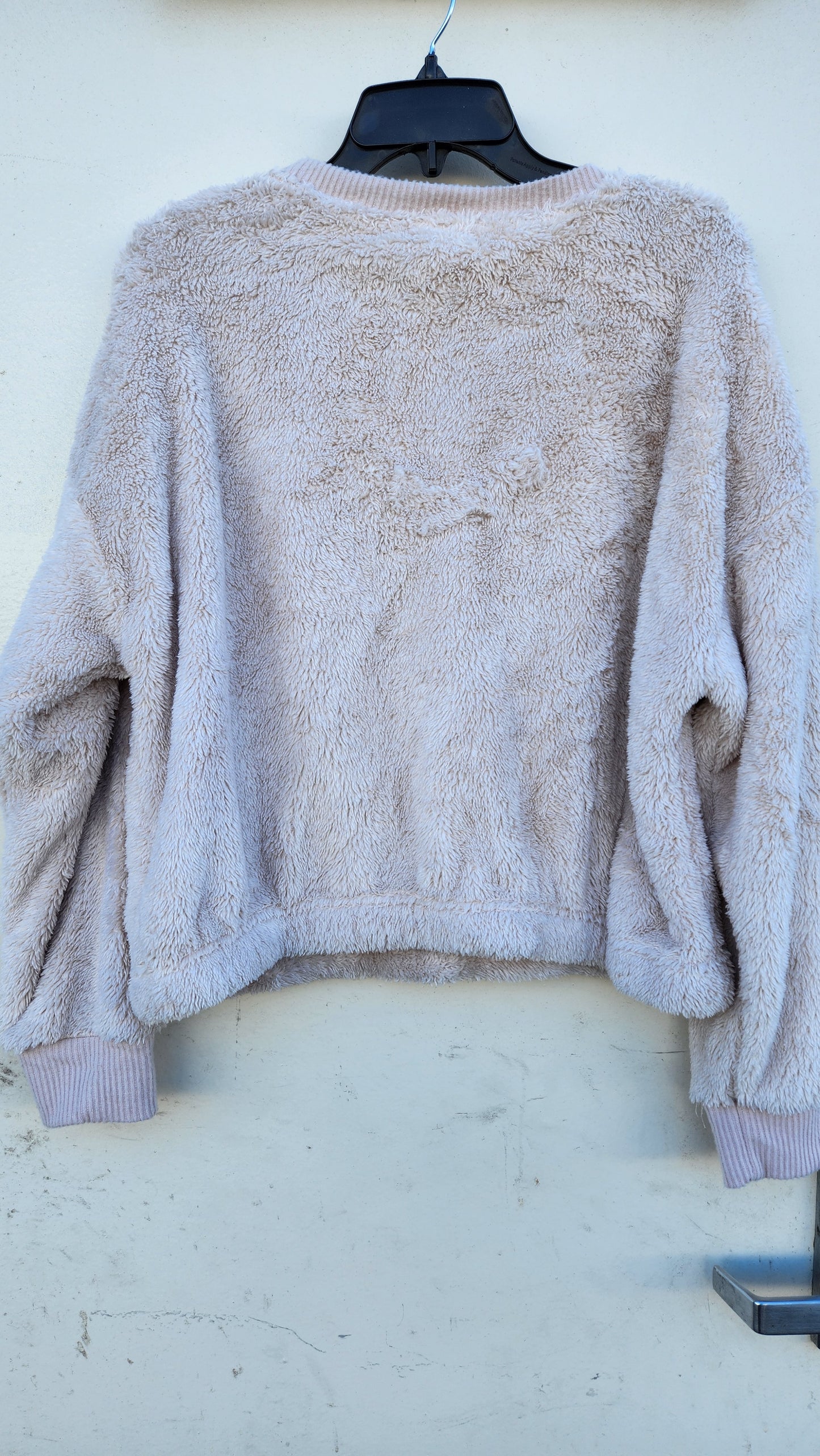 Hippie Rose Juniors Plush Cozy Sweatshirt Color Nutmeg Lightning Bolts Size XL