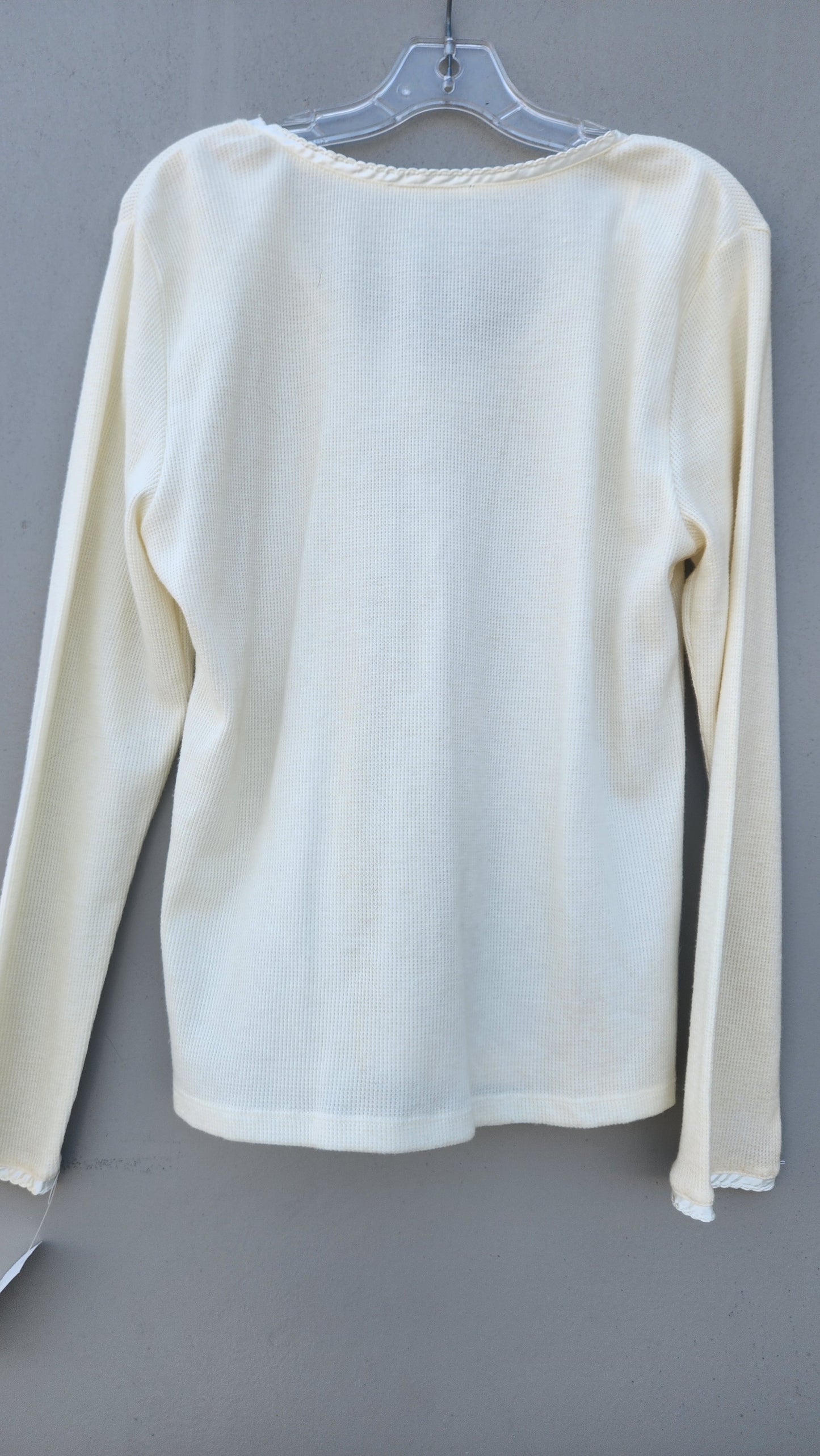 Lauren Ralph Lauren Women's V-Neck Long Sleeve Top Color Ivory Size XL