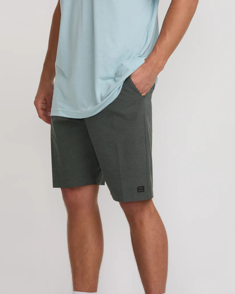 Billabong Men's Crossfire Submersible Hybrid Shorts Asphalt Size 30