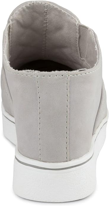 Sugar Women's Kallie Round Toe Slip-On Sneakers   Color Gray Quilt Size 6.5M