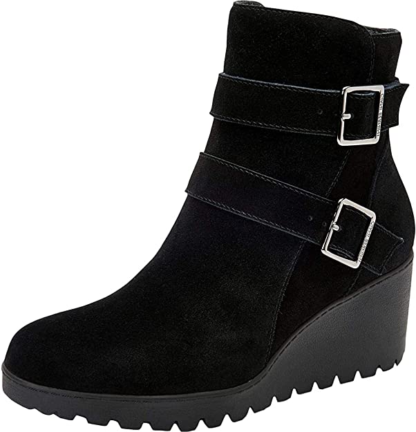 Giani Bernini Women's Sashaa Memory-Foam Water-Resist Booties Color Black Suede Size 10M