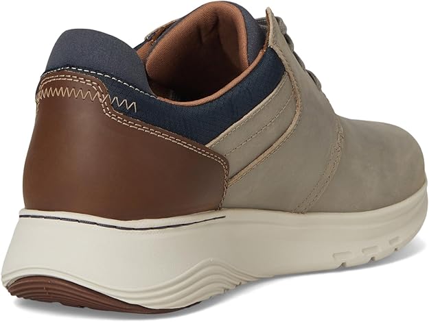 Clarks Men's Collection Motion Trek Plain Toe Sneaker Taupe Combi Nubuck Size 10W