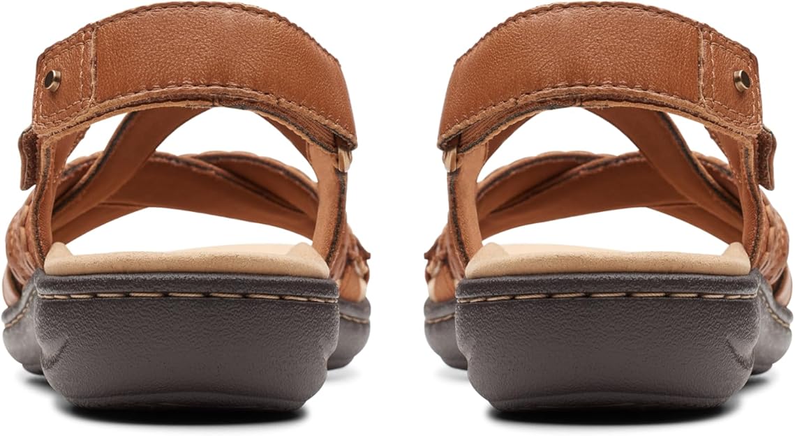 Clarks Women's Laurieann Rena Embellished Flat Sandal Tan Leather Size 9.5