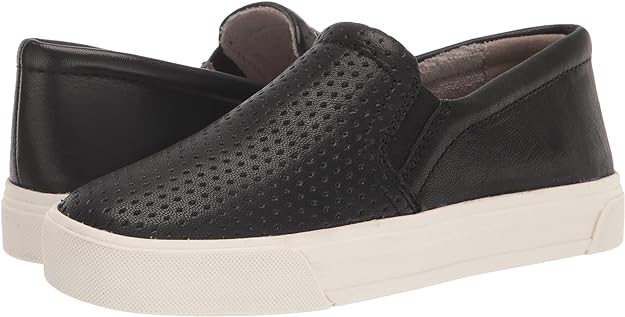 Naturalizer Women's Casual and Fashion Sneakers  Color Black Leather Size 6M