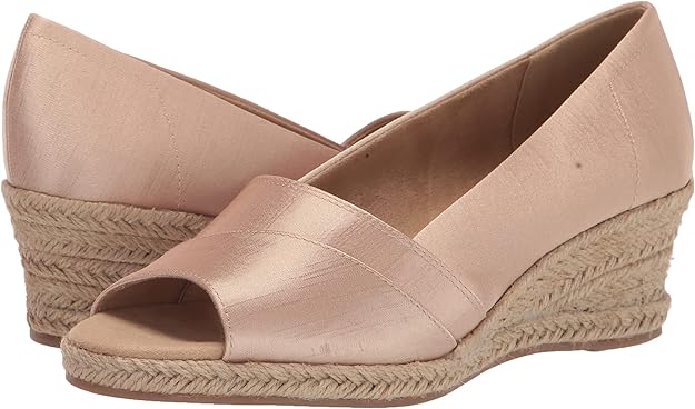 Easy Street Women's Jasper Wedge Sandal Natural Thai Silk Size 7W