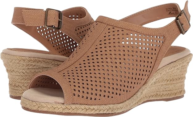 Easy Street Women's Stacy Wedge Sandal Color Tan Linen Print Size 6W