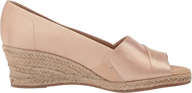 Easy Street Women's Jasper Wedge Sandal Natural Thai Silk Size 7W