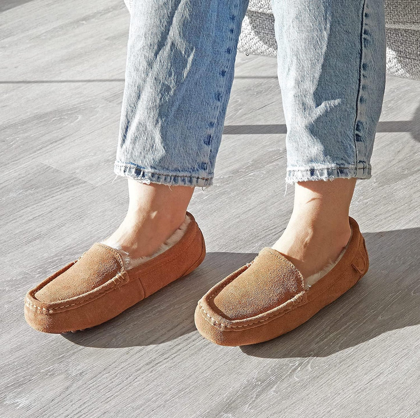 Fireside by Dearfoams Women's Shearling Victoria Moccasin Slippers Color Chestnut Size 10M
