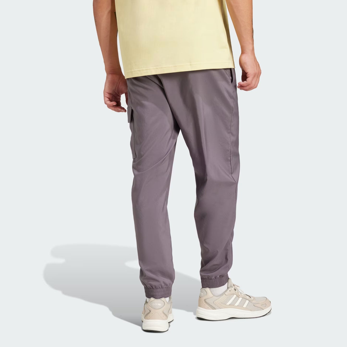 adidas Men's Regular-Fit Essentials Cargo Pants Gray Size L