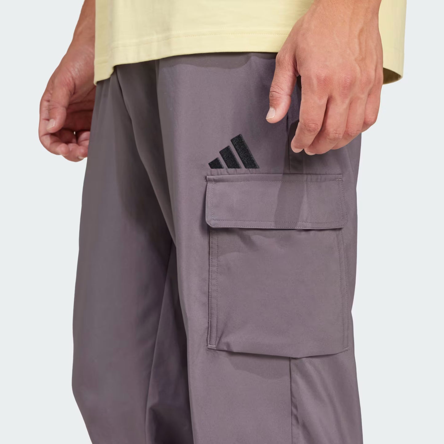 adidas Men's Regular-Fit Essentials Cargo Pants Gray Size L