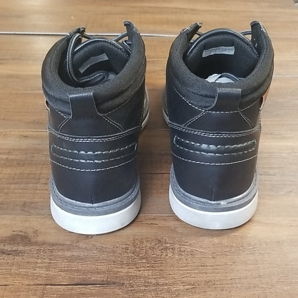 XRAY Footwear Men's Dahill Mid-Top Boots Color Black Size 10.5