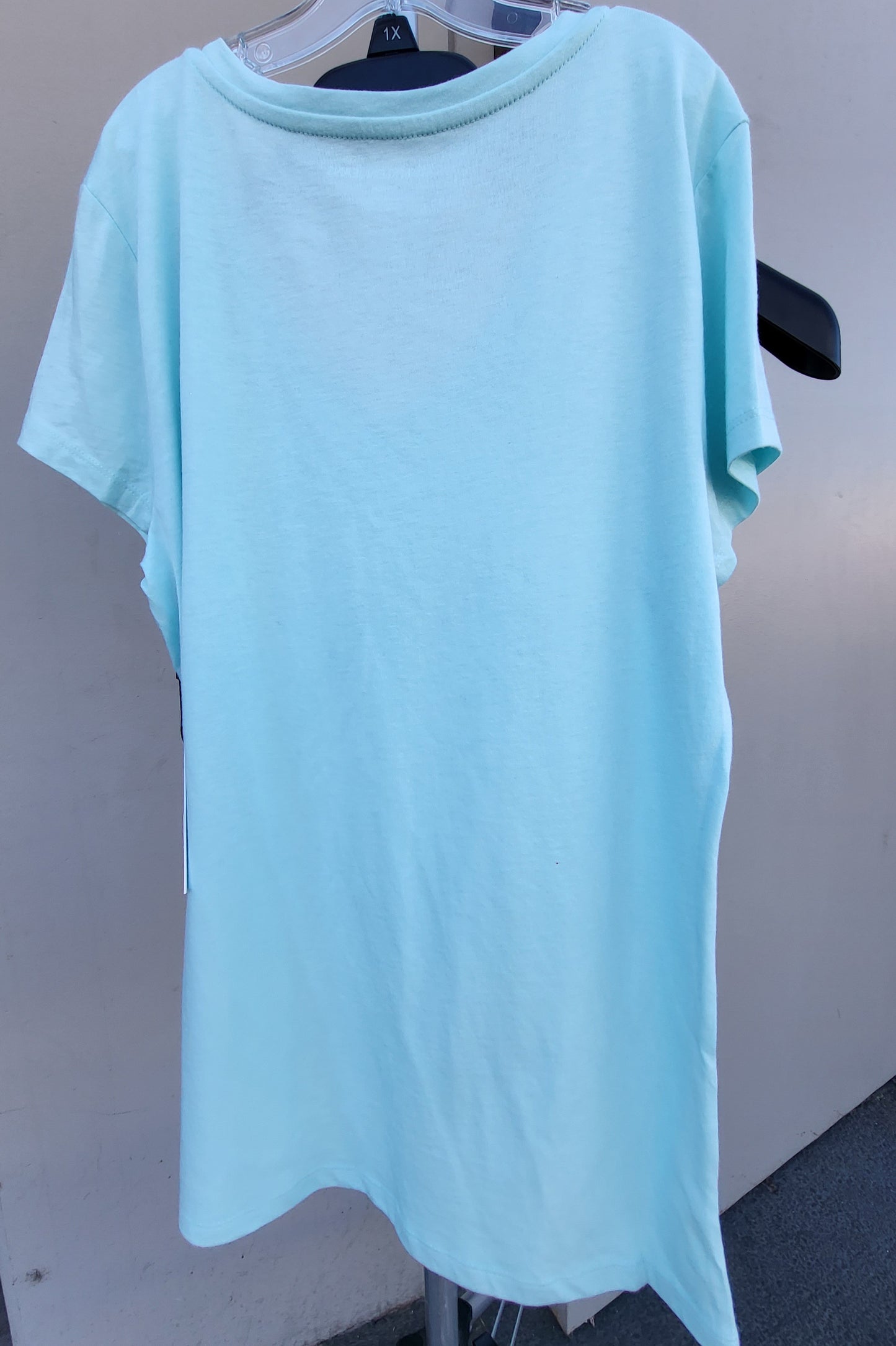 Calvin Klein Jeans Women's V-Neck Logo T-Shirt Color Seaside Size S