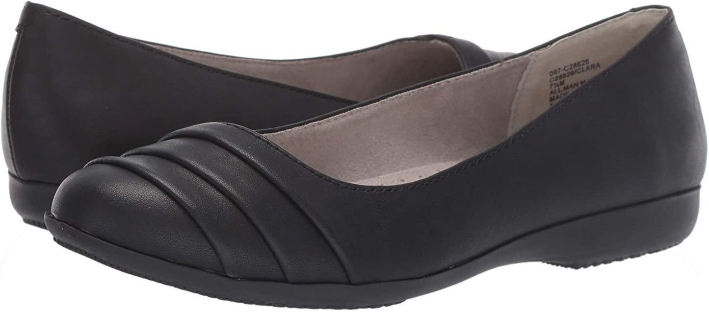 CLIFFS BY WHITE MOUNTAIN Women's Clara Flat Shoes Color Black/Burnished/Smooth Size 6M
