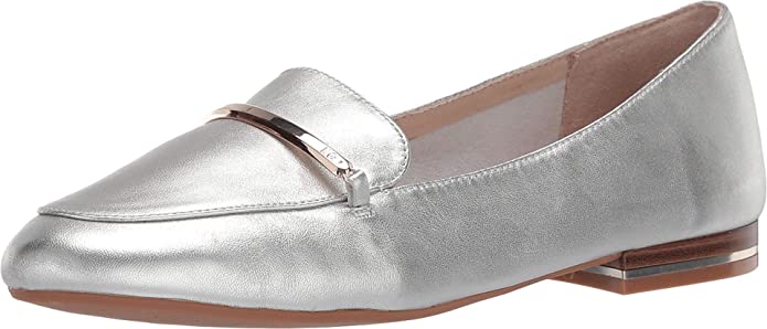 Kenneth Cole New York Balance Loafer Bar Flats Color Platinum Size 7.5M