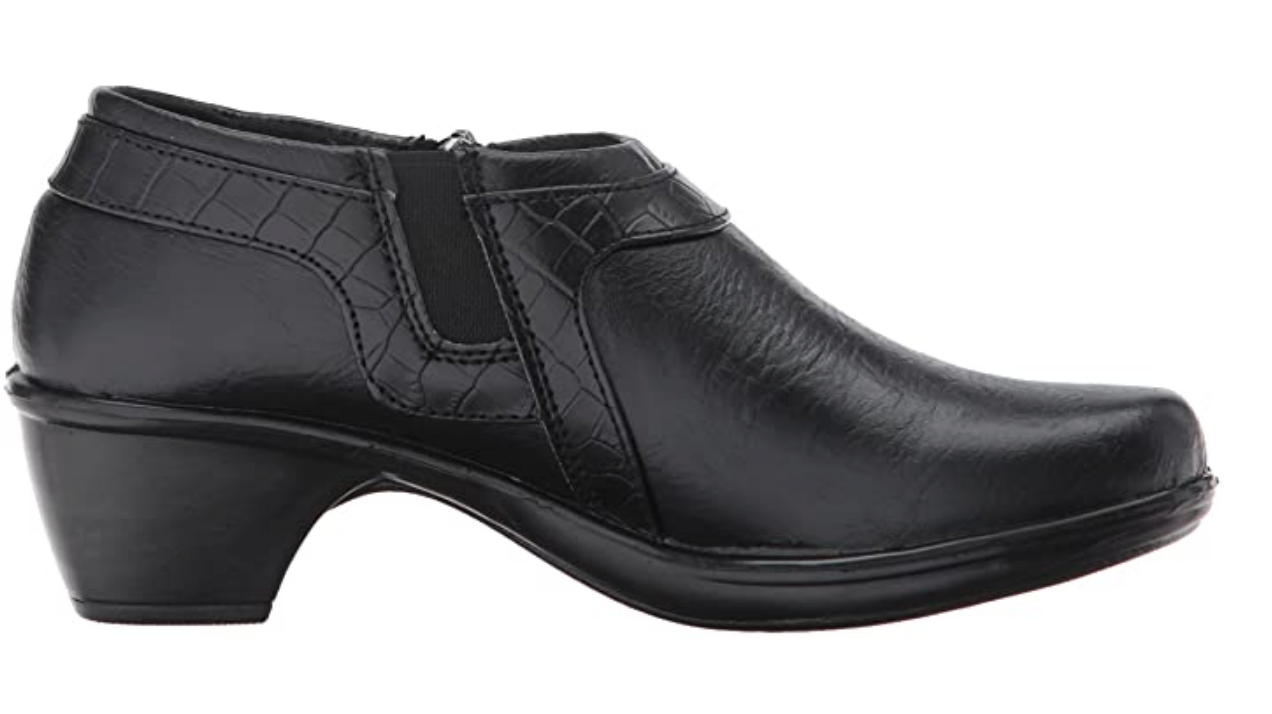 Easy Street Women's Devo Ankle Bootie, Black/Crocodile