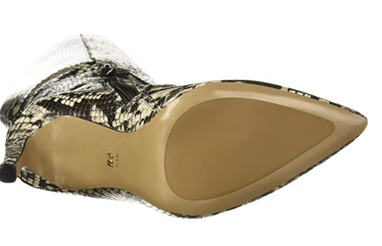 Kenneth Cole New York Riley 110 Tubular Fashion Boots Color Off White/Black Size 5M