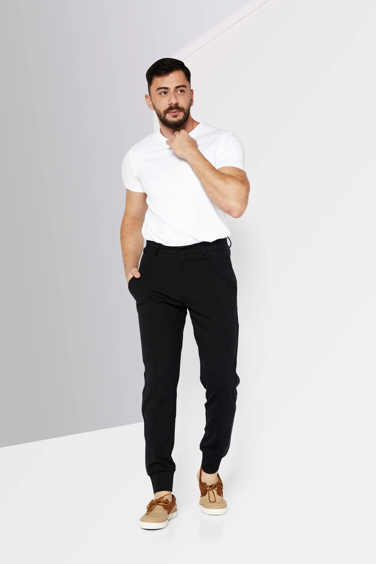 MICHAEL KORS Men's Stretch Knit Joggers  Black Size M