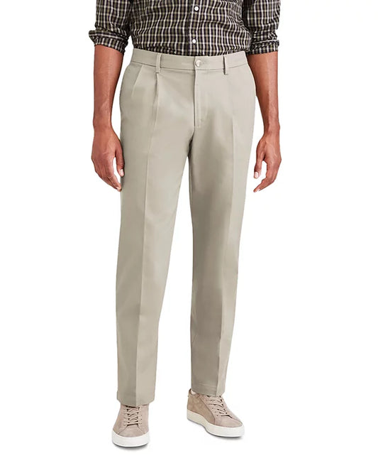 Dockers Men's Signature Classic Fit Pleated Iron Free Pants  Cloud W32xL32
