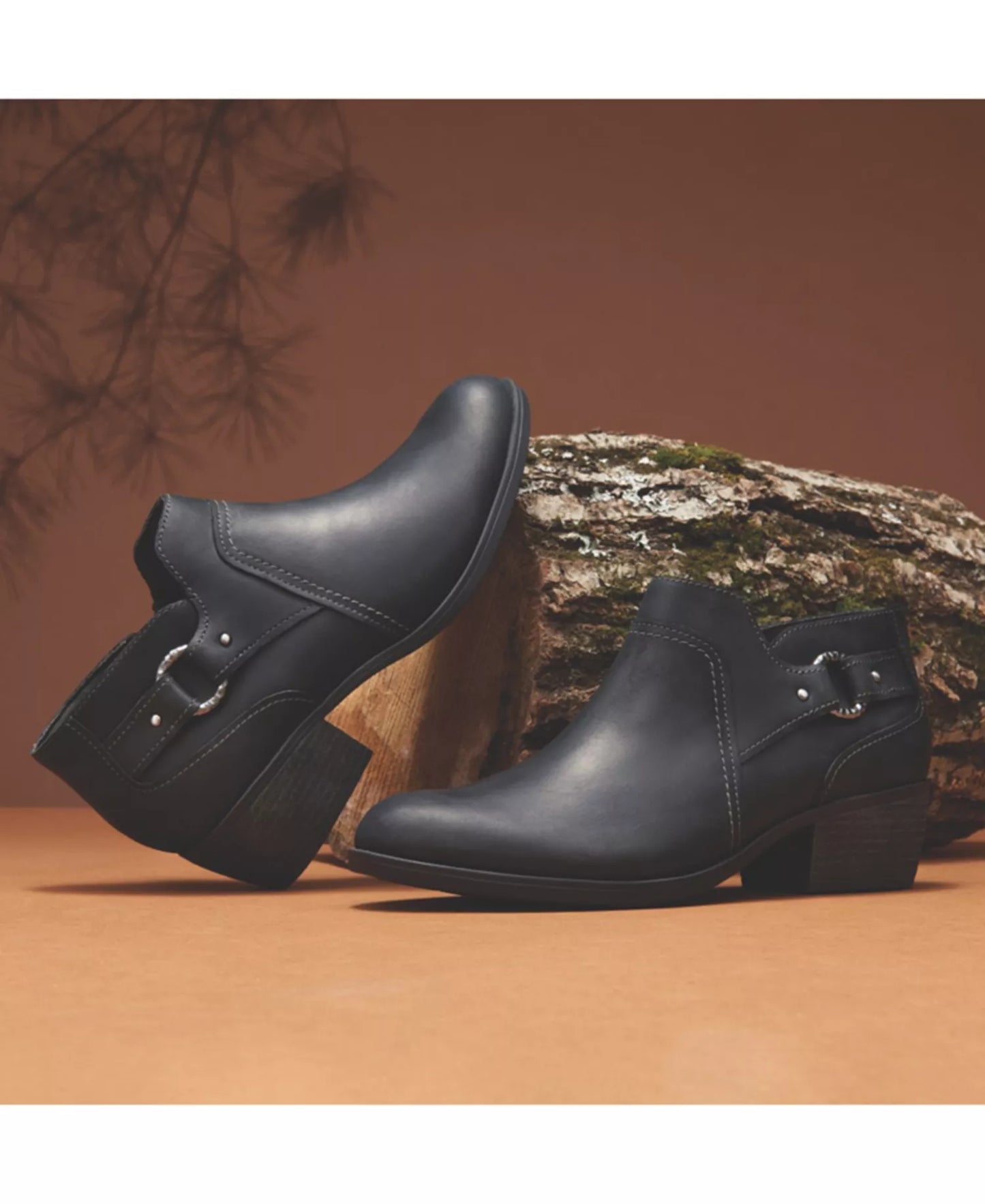 Clarks Women's Charlten Grace Buckled Ankle Booties  Black Size 9W