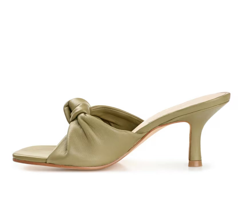 Journee Signature Women's Finlee Dress Sandal  Sage Size 8