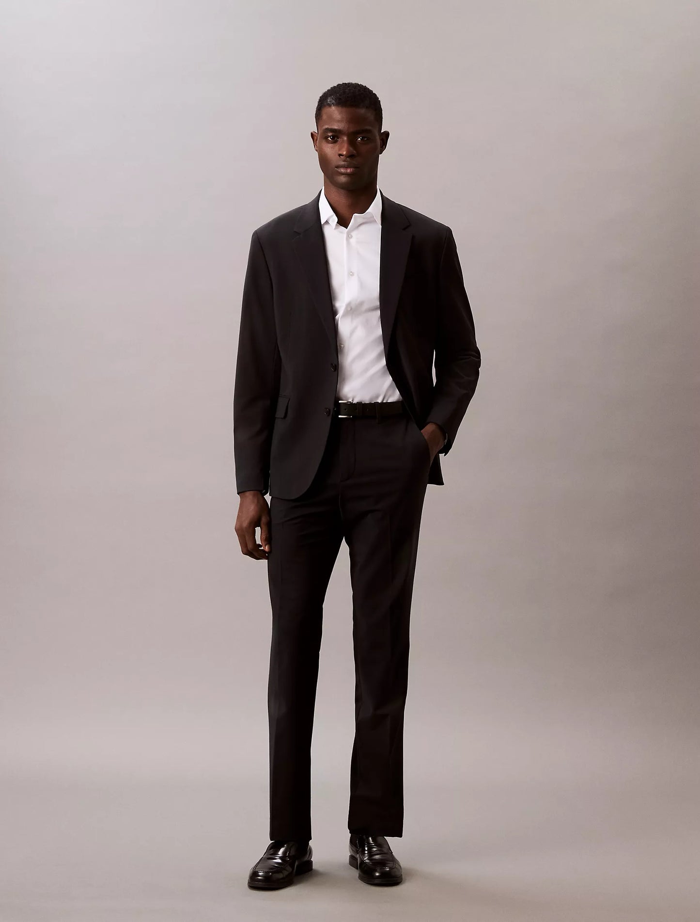 Calvin Klein STEEL+ Men's Solid Slim Fit Button-Down Shirt  White 15.5 34/35