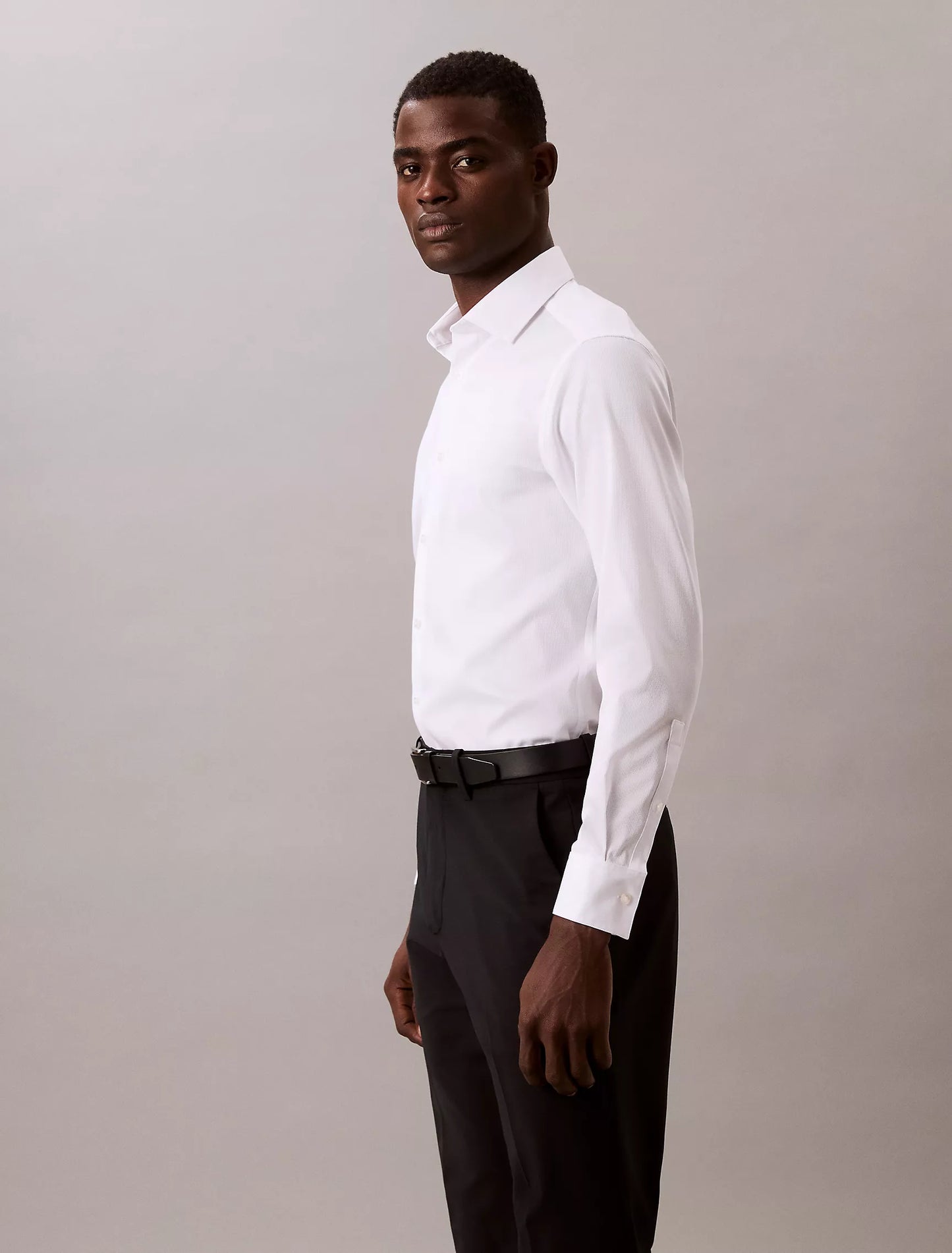 Calvin Klein STEEL+ Men's Solid Slim Fit Button-Down Shirt  White 16 34/35 (No Tag)