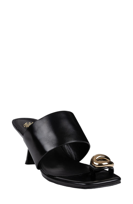 GC Shoes Women's Carmela Toe Ring Dress Sandals  Black Size 10