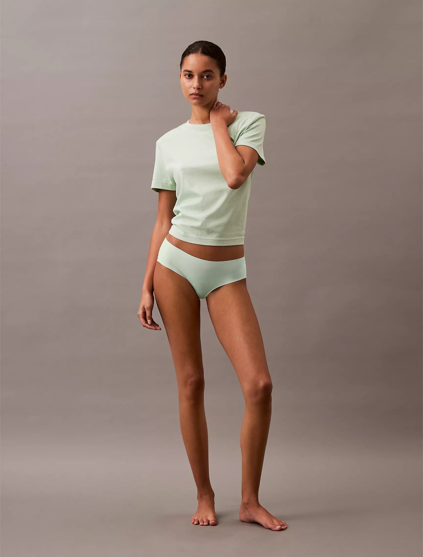 Calvin Klein Women's Invisibles Microfiber Stretch Hipster Underwear  Stratosphere Size XS