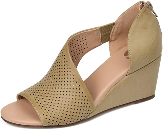 Journee Collection Women's Aretha Wedge  Color Taupe Size 10M