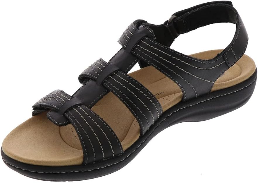 Clarks Women's Laurieann Vine Strappy Flat Sandal  Black Leather Size 8