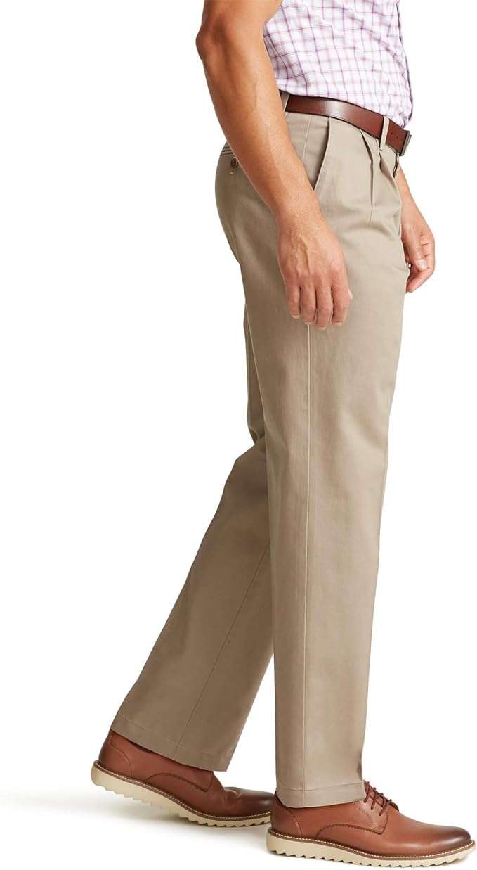 Dockers Men's Pleated Signature Khaki Pants  Color Timberwolf W38xL32