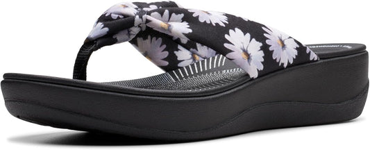 Clarks Women's Arla Glison Slip-On  Black Multi Size 8