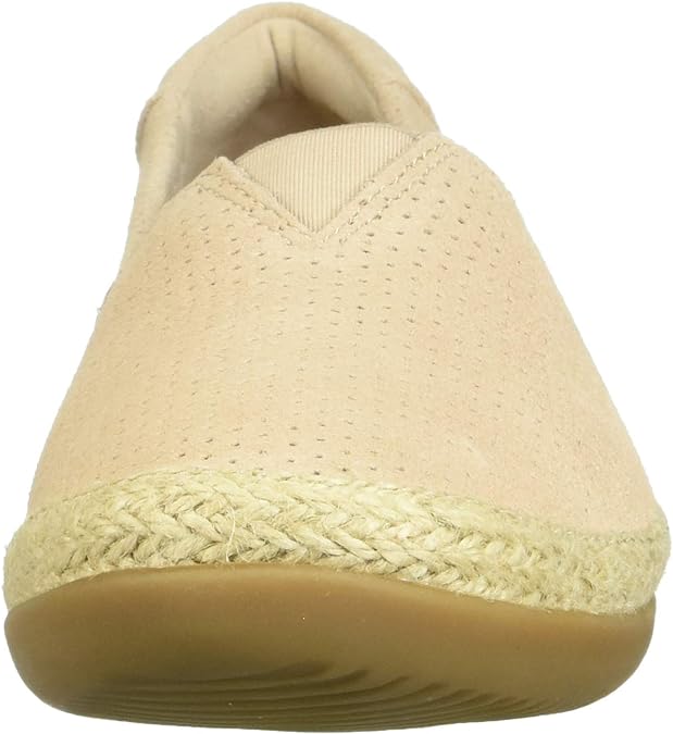 Clarks Women's Danelly Sky Loafer  Color Blush Suede Size 7.5M