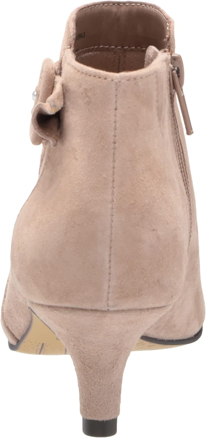 Bella Vita Women's Bindi Dress Fashion Booties  Color Almond Kid Suede Leather Size 9.5M