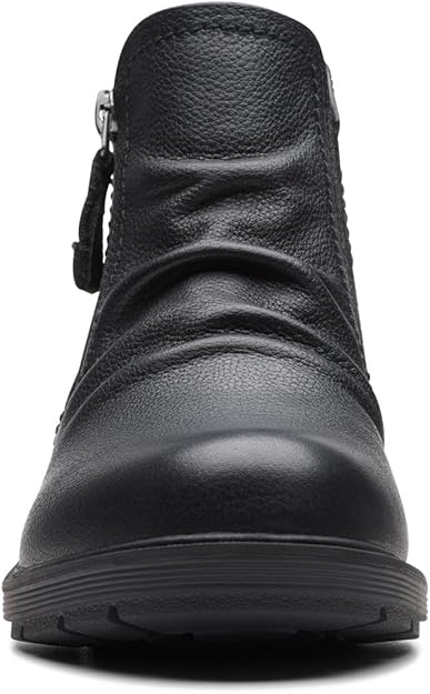 Clarks Women's Hearth Dove Lug Sole Ruched Booties  Black Leather Size 6.5