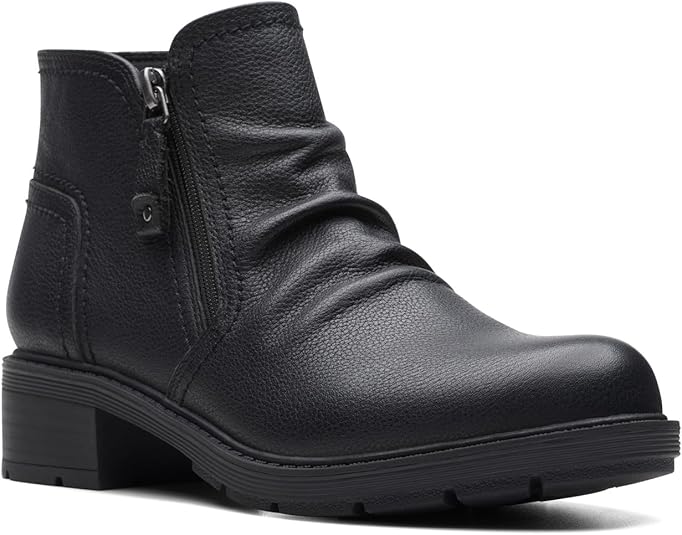 Clarks Women's Hearth Dove Lug Sole Ruched Booties  Black Leather Size 6.5