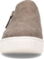 Soul Naturalizer Women's Turner Slip-On Sneakers  Grey Faux Leather Size 6W