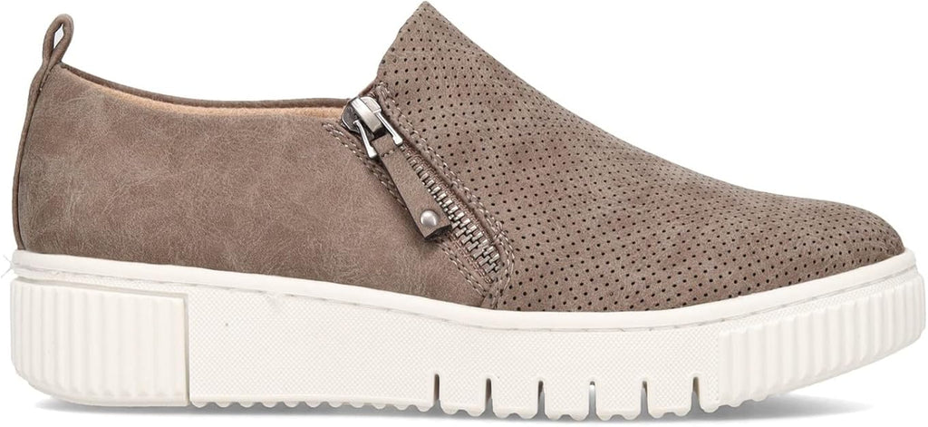 Soul Naturalizer Women's Turner Slip-On Sneakers  Grey Faux Leather Size 6W