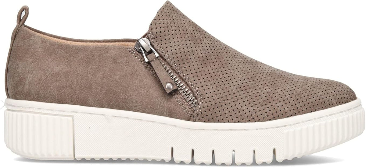 Soul Naturalizer Women's Turner Slip-On Sneakers  Grey Faux Leather Size 6W
