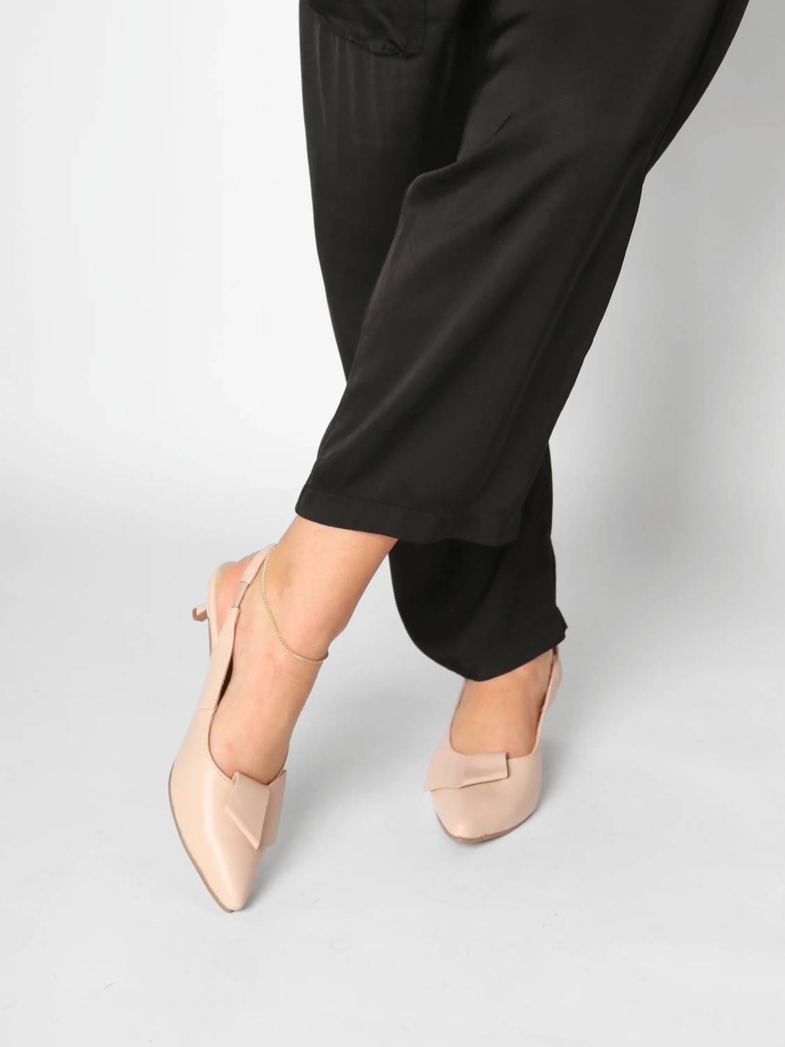 ALL BLACK Women's Flatbow Kitten Slingback Heels  Pink Size 10