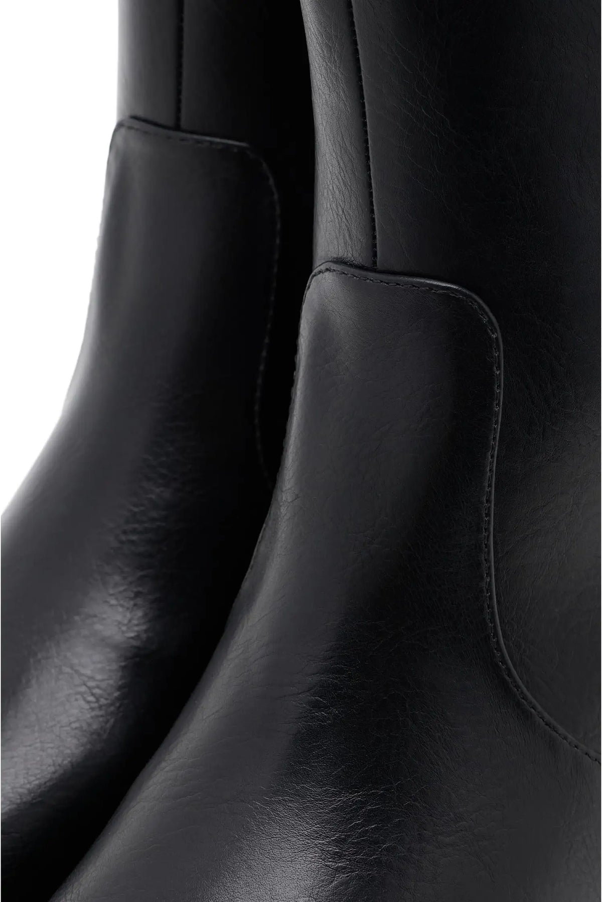 Journee Collection Women's Renna Chelsea Boots   Black Smooth Size 7.5