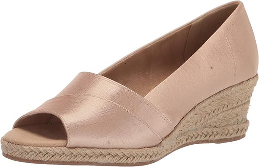 Easy Street Women's Jasper Wedge Sandal  Natural Thai Silk Size 7W