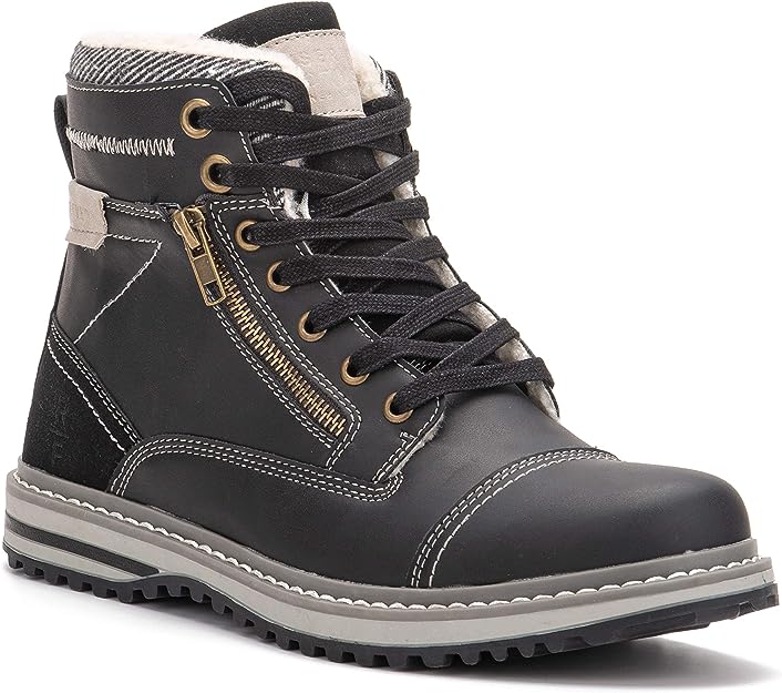 Reserved Footwear Men's Gordon Boot  Color Black Size 8.5M