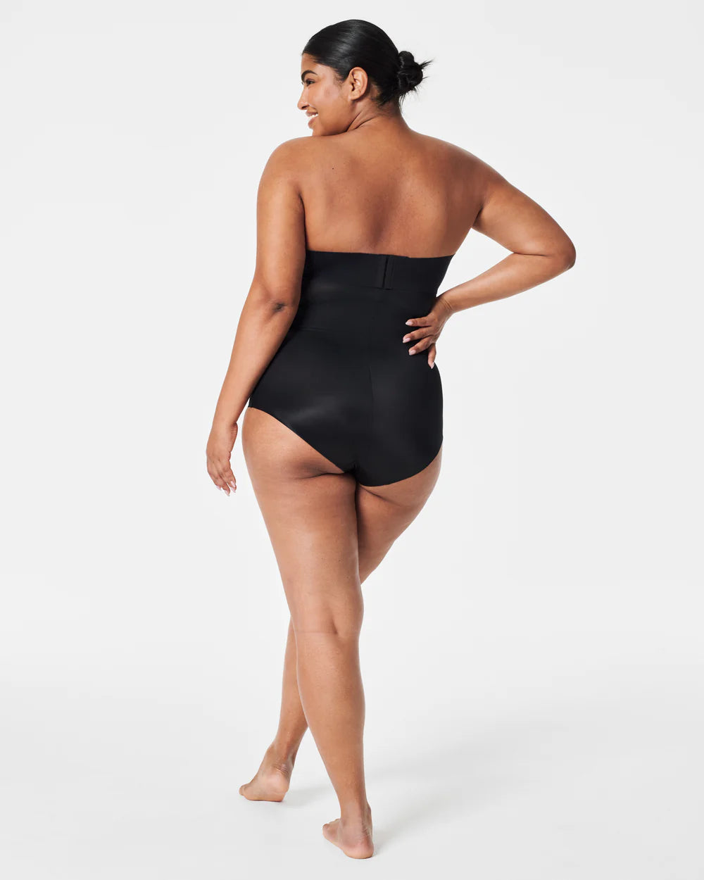 SPANX Women's Thinstincts High-Waist Invisible Shaping Brief  Very Black Size L