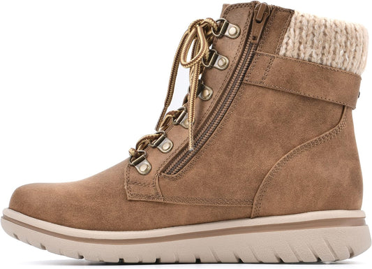 Cliffs by White Mountain Women's Hearty Ankle Boots  Color Tan Size 8W