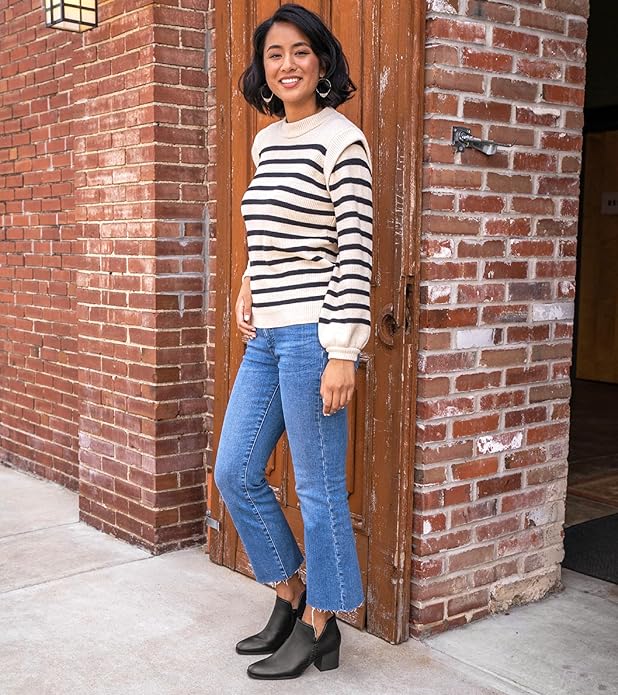 Baretraps Women's Tristen Ankle Booties  Salted Caramel Size 9