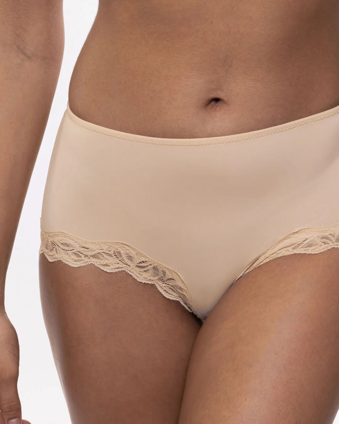 Dorina Women's Evie Micro Pack of 2 Midi Briefs  Nude/Black Size XS