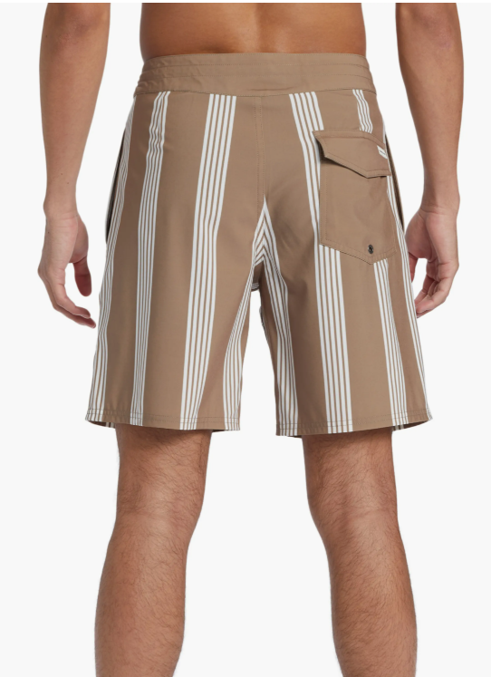 Quiksilver Men's Surfsilk Street Swim Trunks  Portabella Size 34