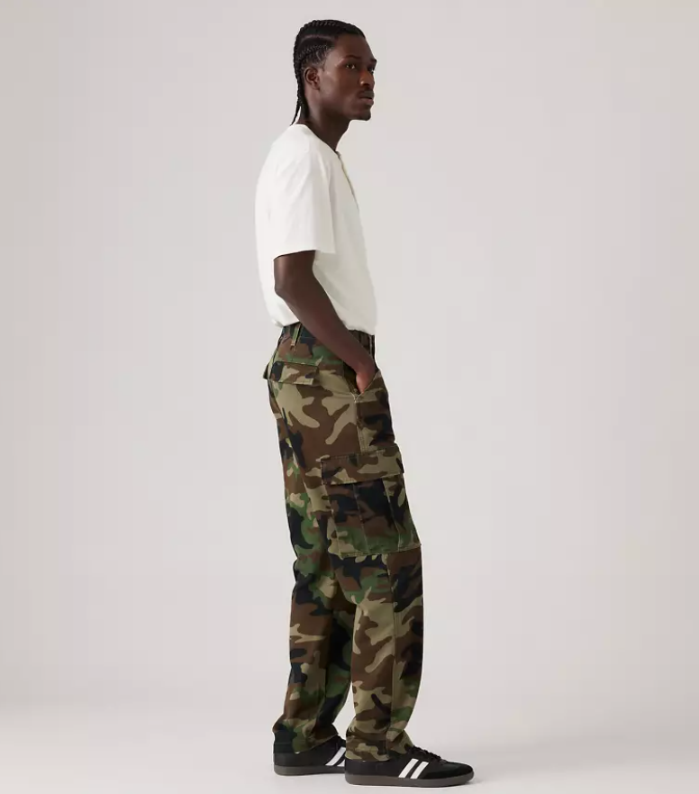 Levi's Men's XX Relaxed Fit Straight-Fit Pants  Phalarope Camo W38xL30